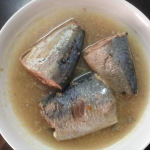 canned mackerel in brine